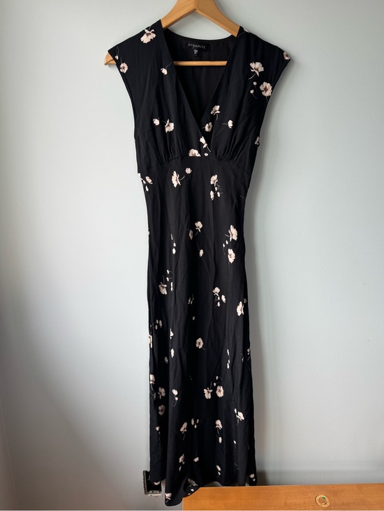 Dynamite Dresses & Skirts - Dynamite Black Maxi Dress with Blush Floral Print
